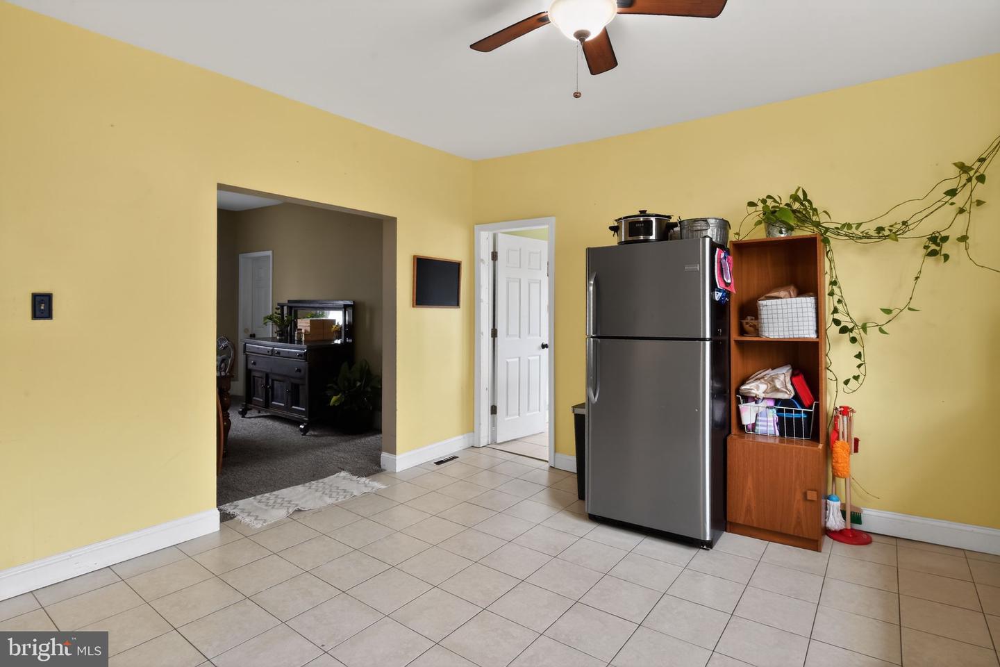 10 E Pine St Property Photo 8