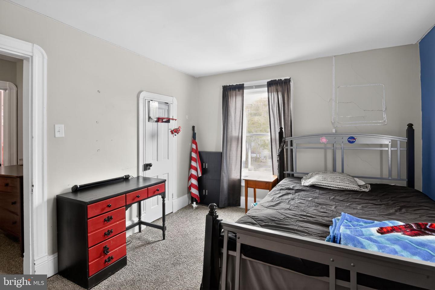 10 E Pine St Property Photo 20