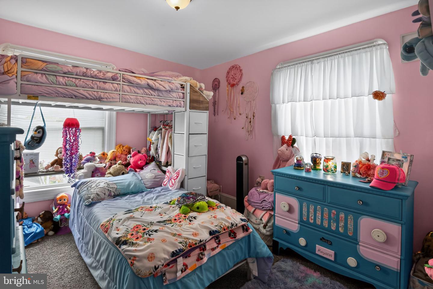 10 E Pine St Property Photo 22