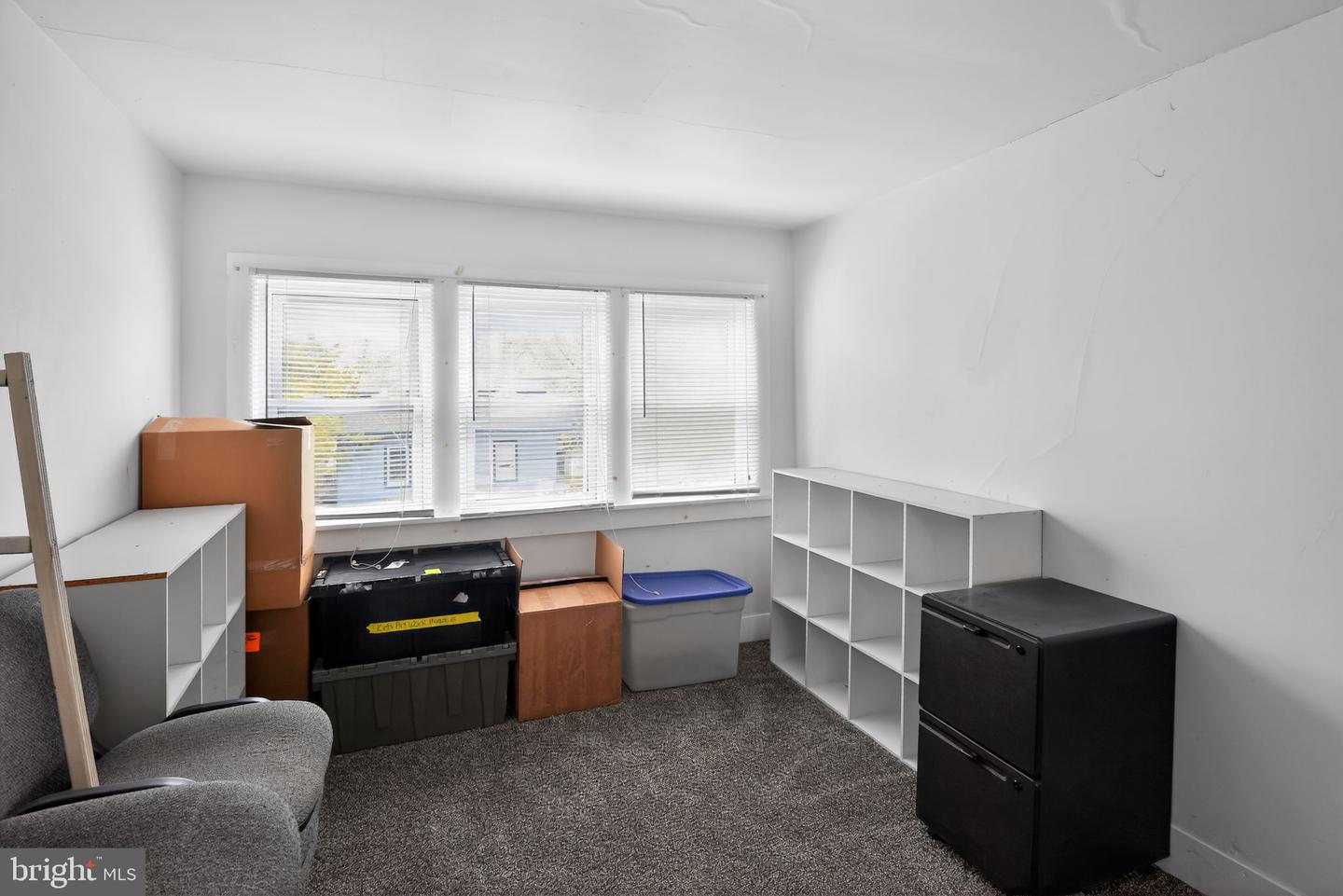 10 E Pine St Property Photo 25