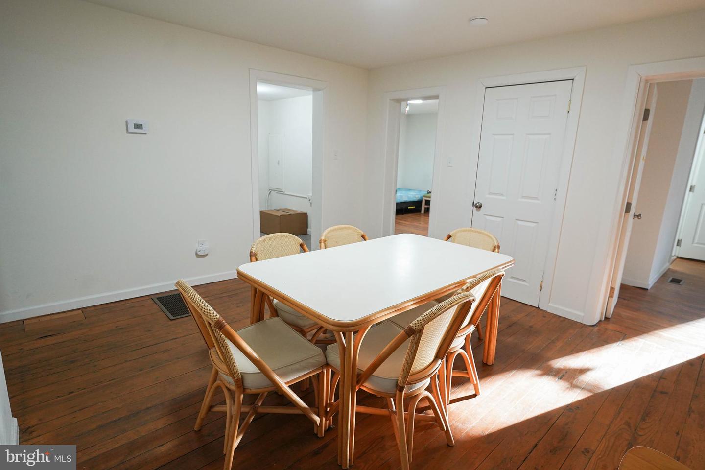 231 Newton St #a Property Photo 16