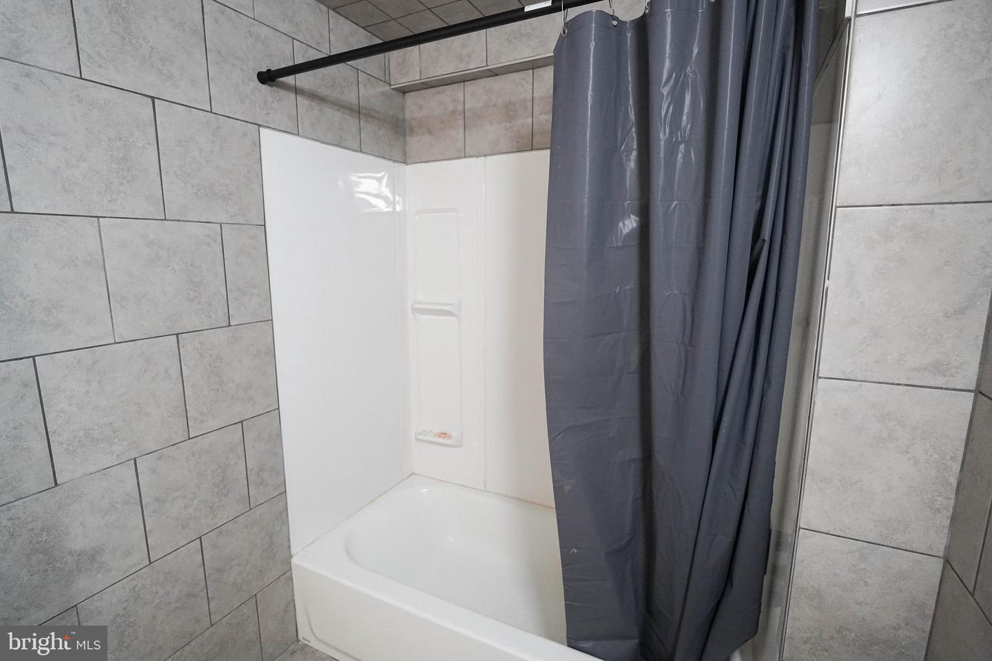 231 Newton St #a Property Photo 19