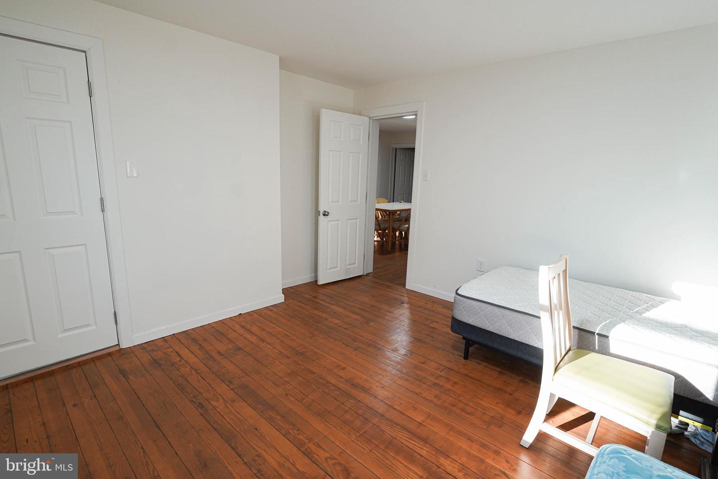 231 Newton St #a Property Photo 23