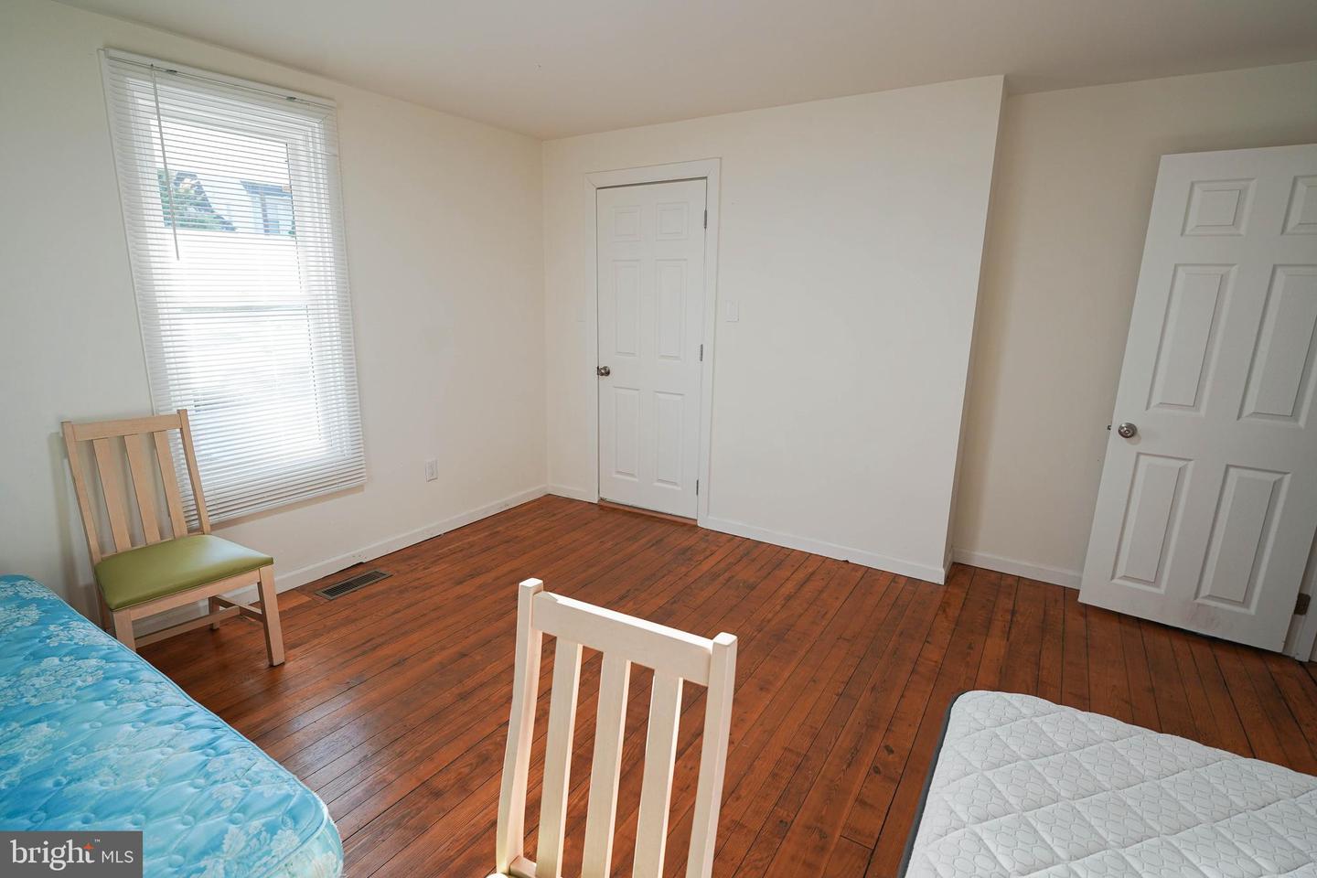 231 Newton St #a Property Photo 24