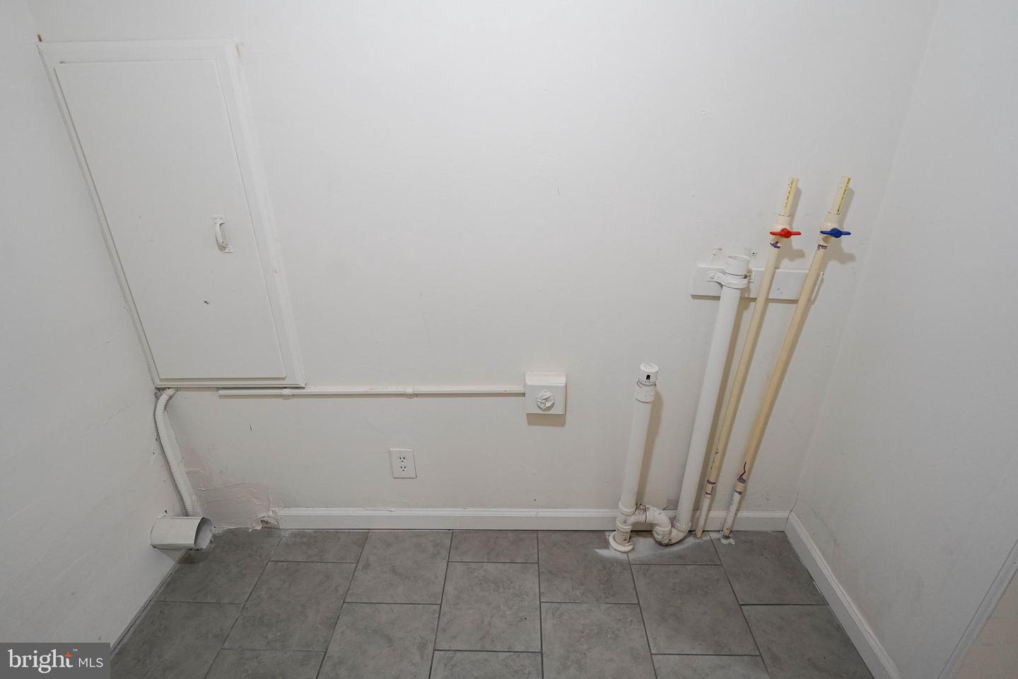 231 Newton St #a Property Photo 27