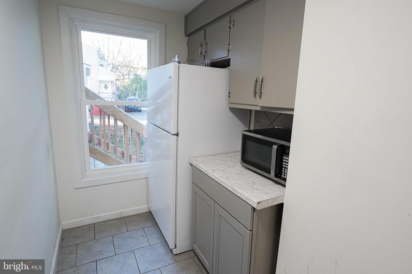 231 Newton St #a Property Photo 31