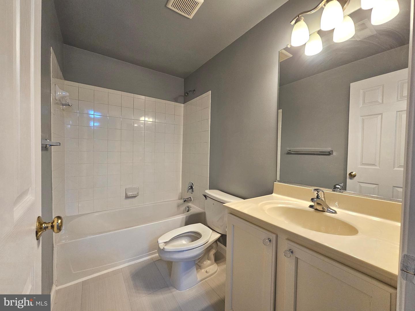 1014 Rori Ct Property Photo 38