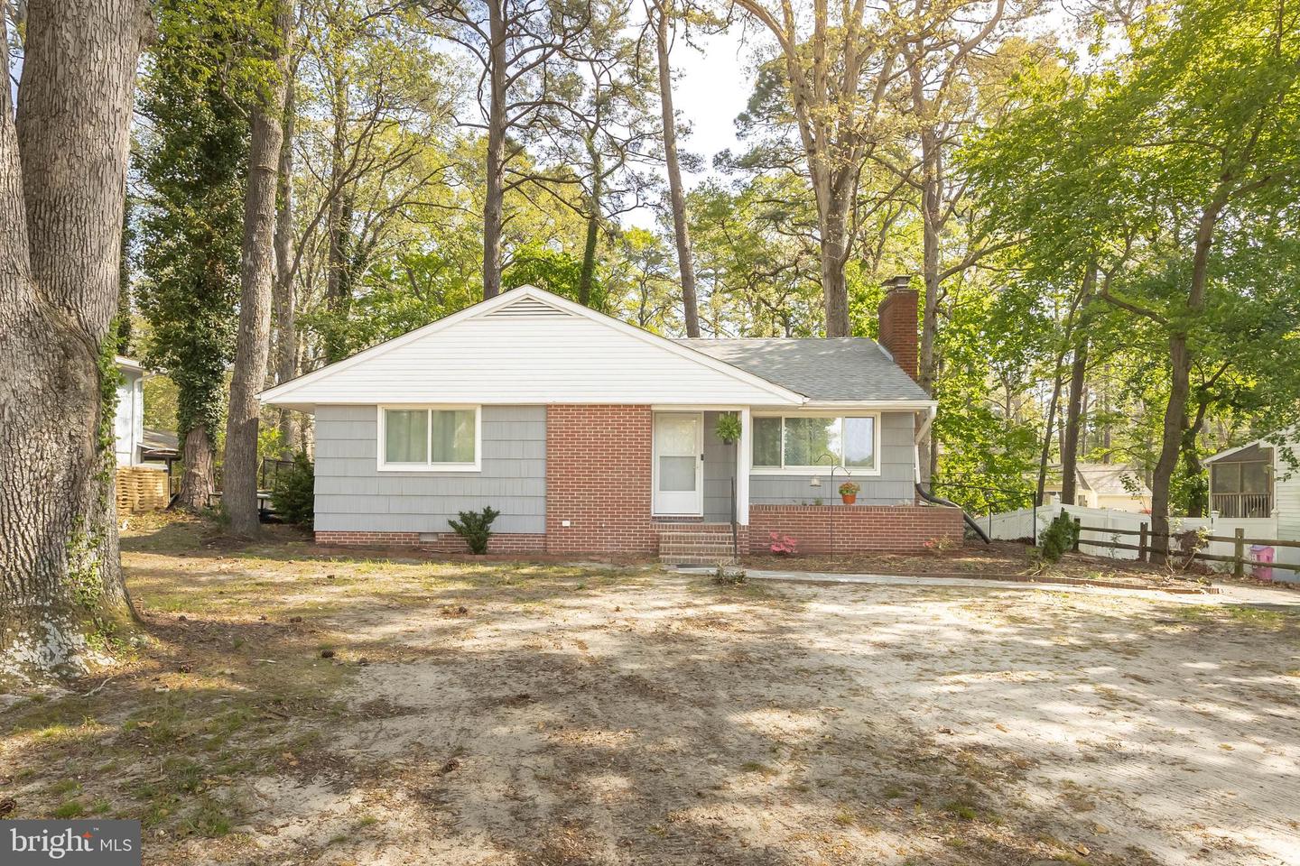 731 RICHWIL DR Property Photo 1