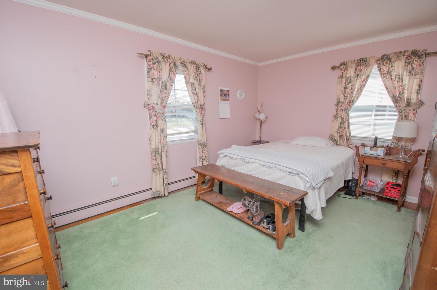 301 Poplar St Property Photo 9