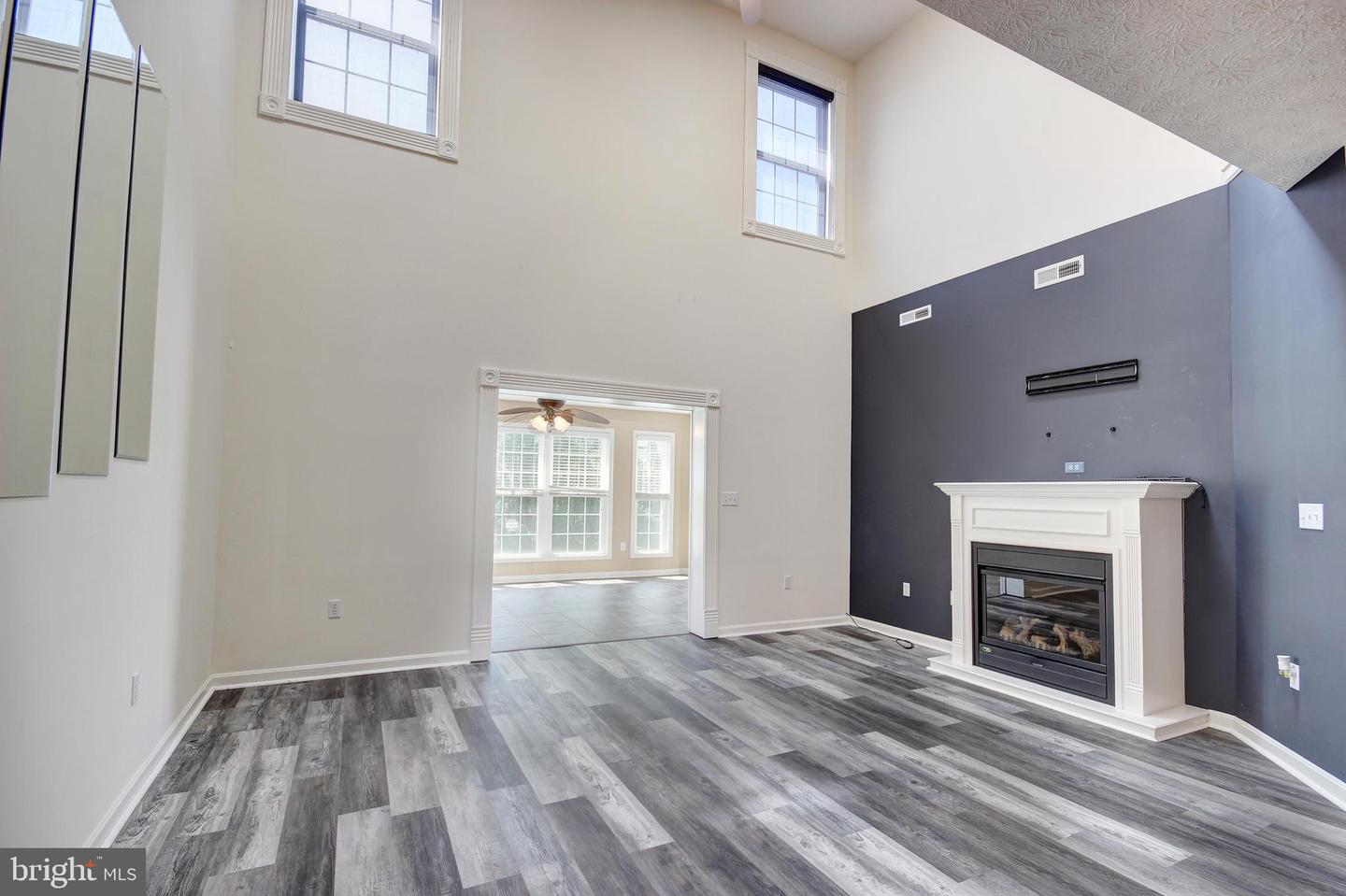 9007 Executive Club Dr Property Photo 7