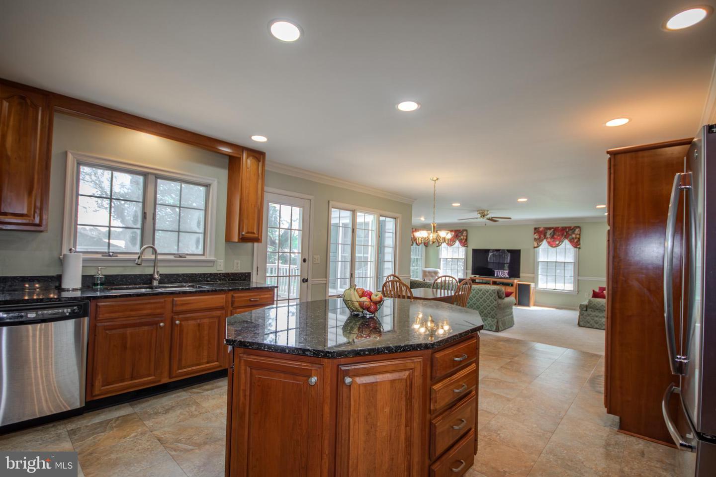 5657 Caledonia Dr Property Photo 11
