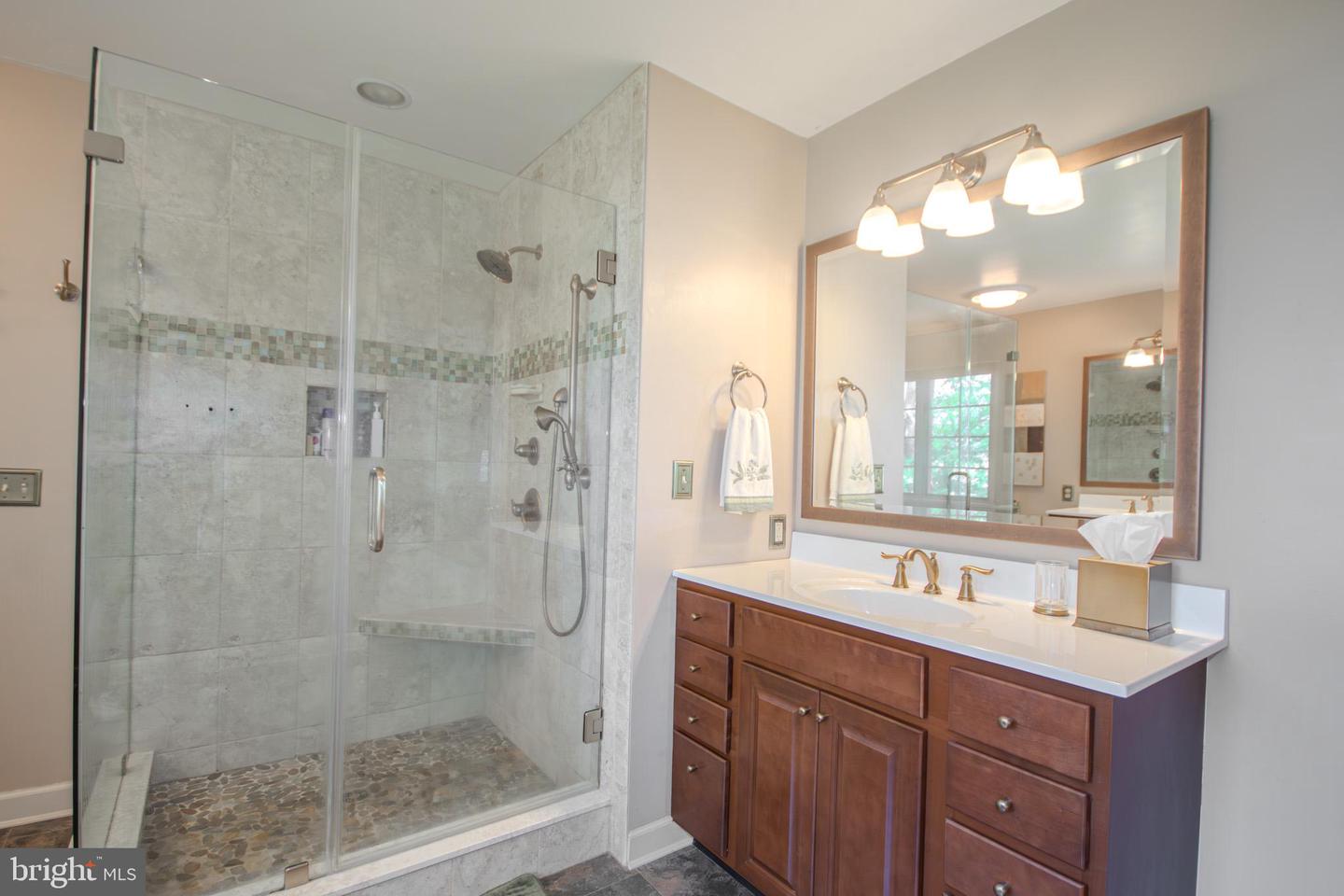 5657 Caledonia Dr Property Photo 21