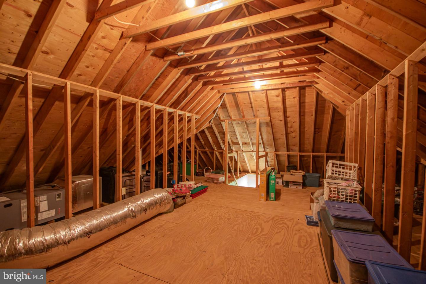 5657 Caledonia Dr Property Photo 30