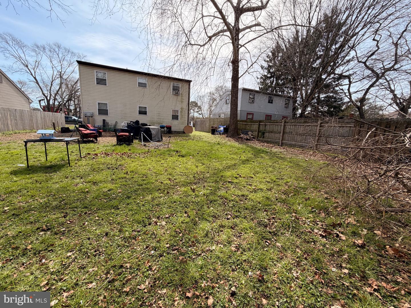 5 W Chestnut St Property Photo 24