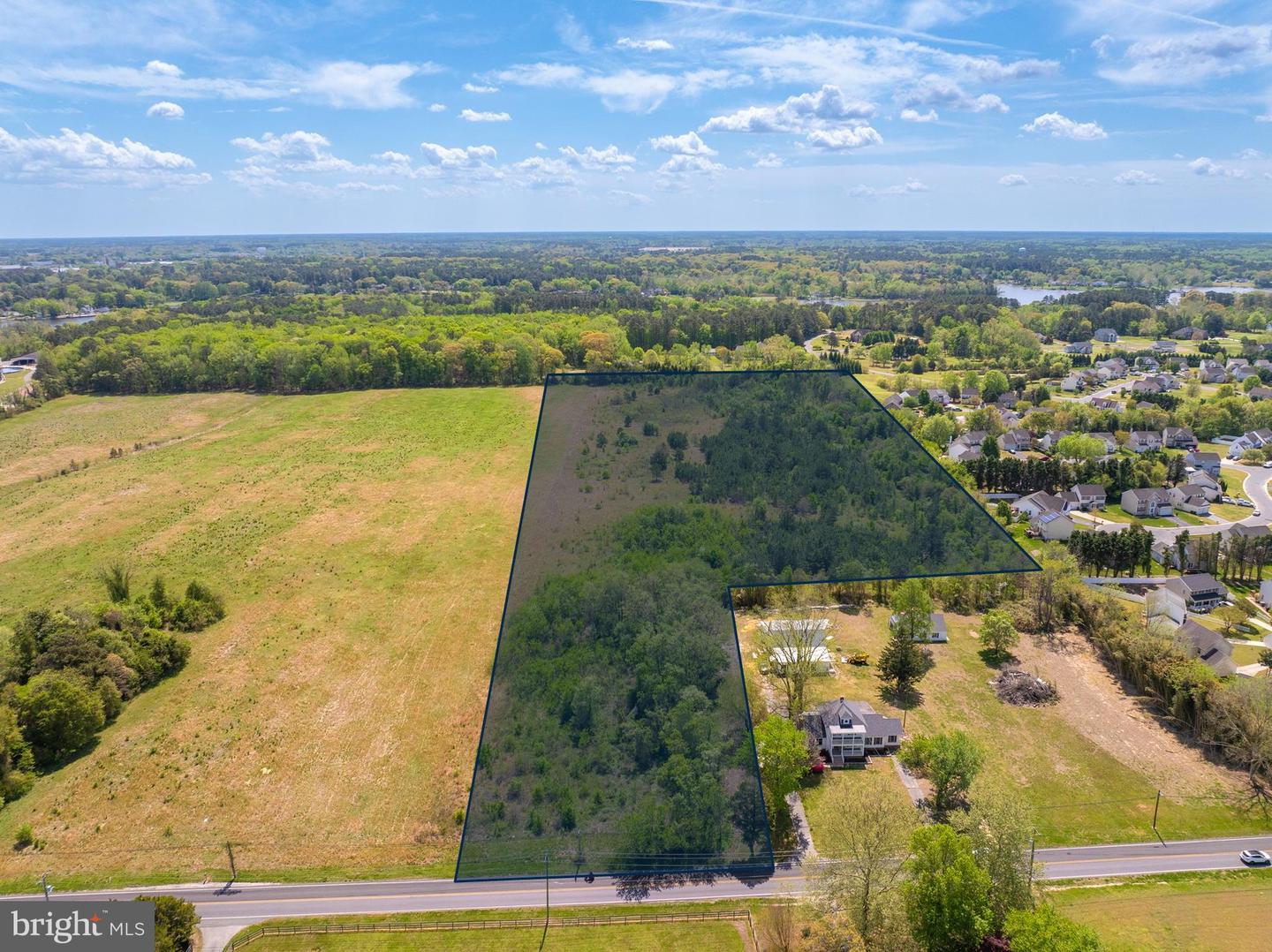 Pemberton Dr Property Photo 3