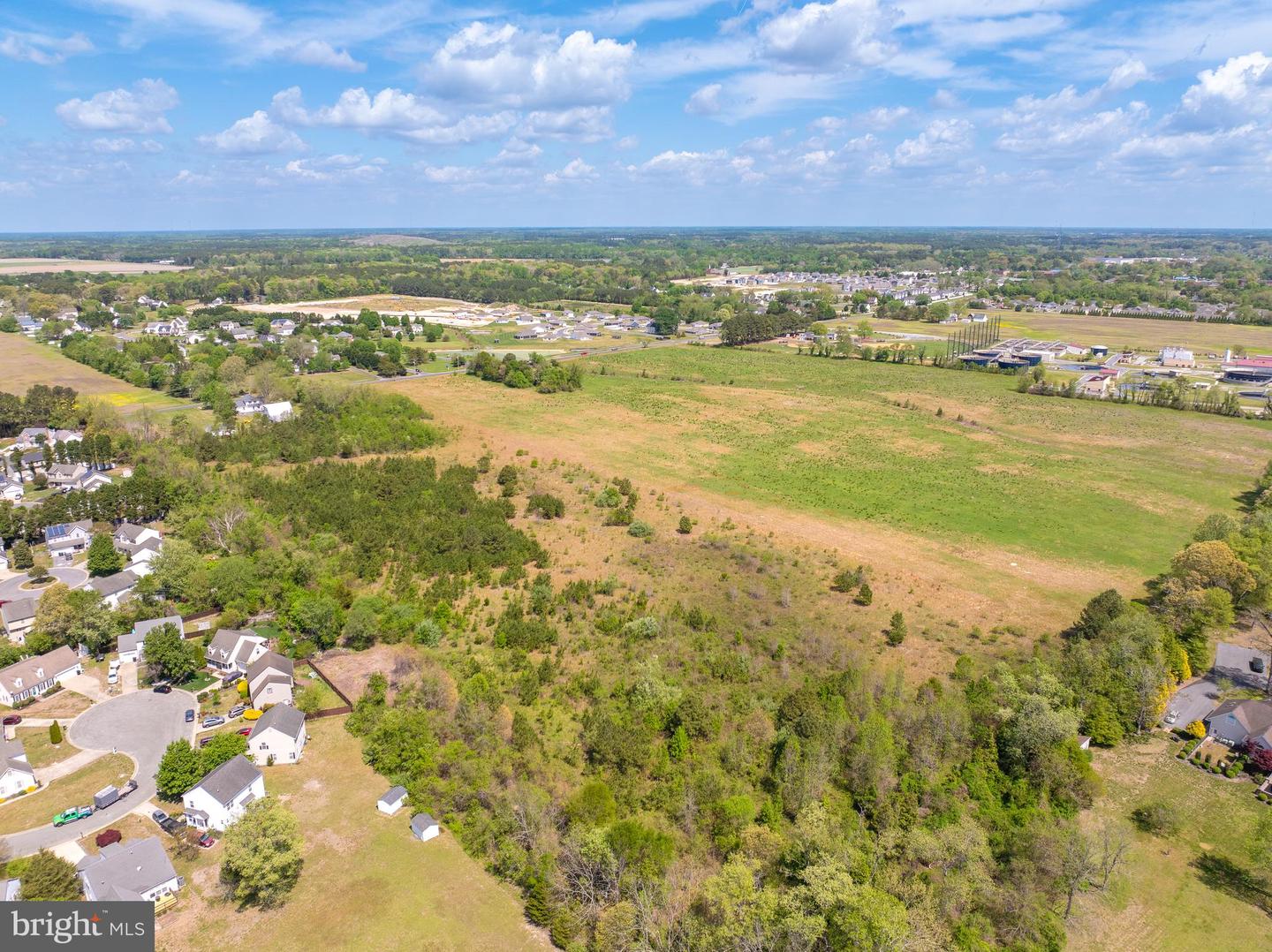 Pemberton Dr Property Photo 13