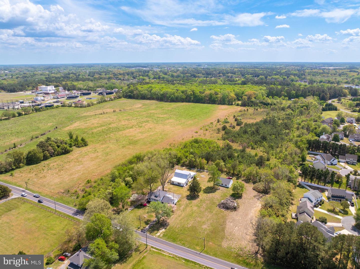 Pemberton Dr Property Photo 14