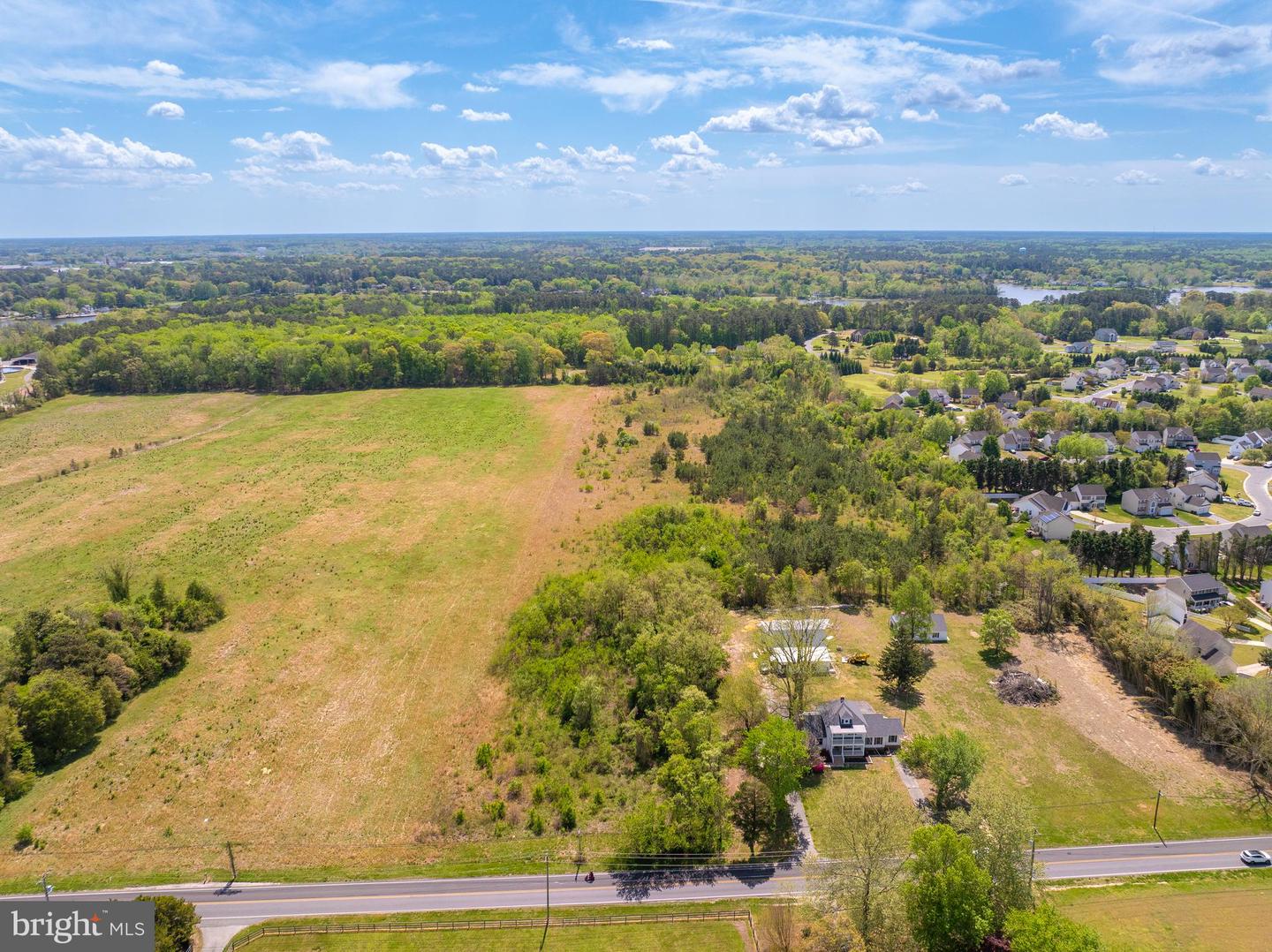 Pemberton Dr Property Photo 15