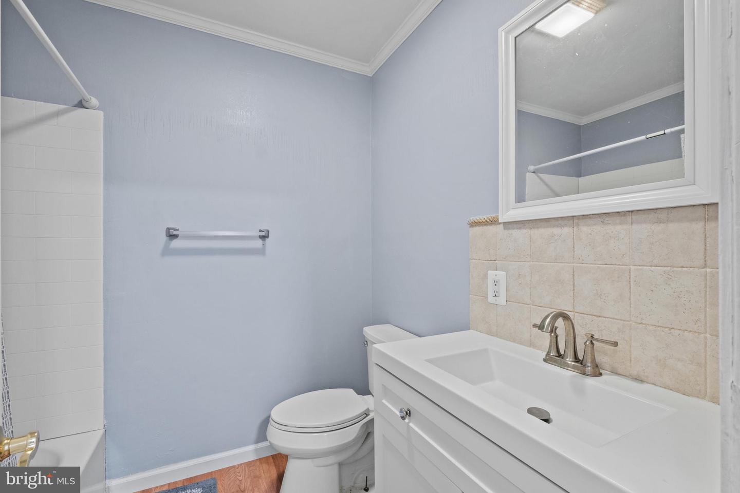 731 Hemlock St Property Photo 18