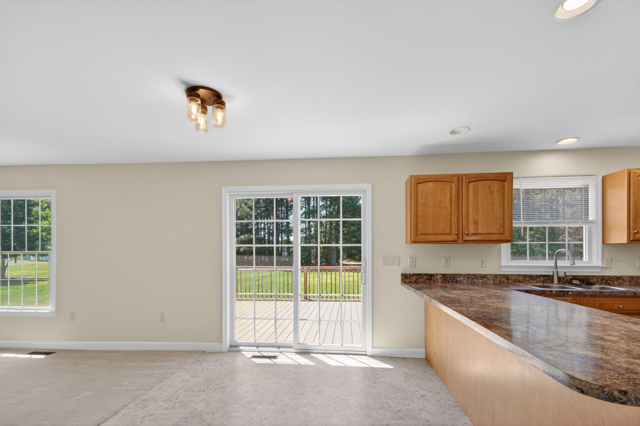 313 Gunbys Mill Dr Property Photo 7