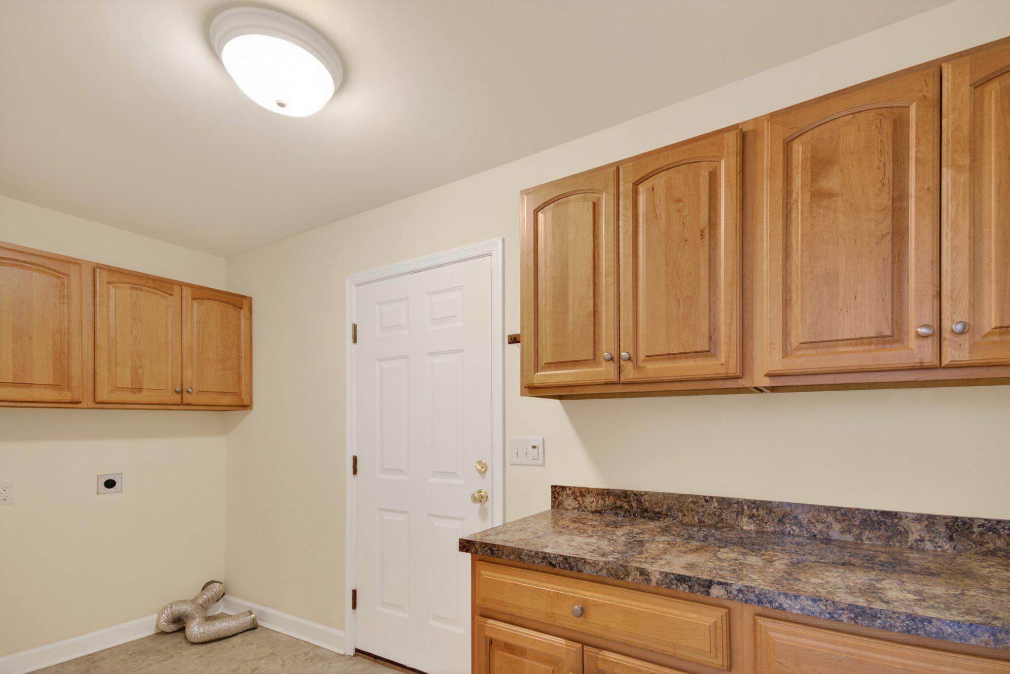 313 Gunbys Mill Dr Property Photo 34