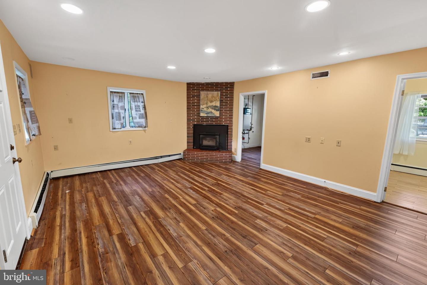 518 Loblolly Ln Property Photo 24
