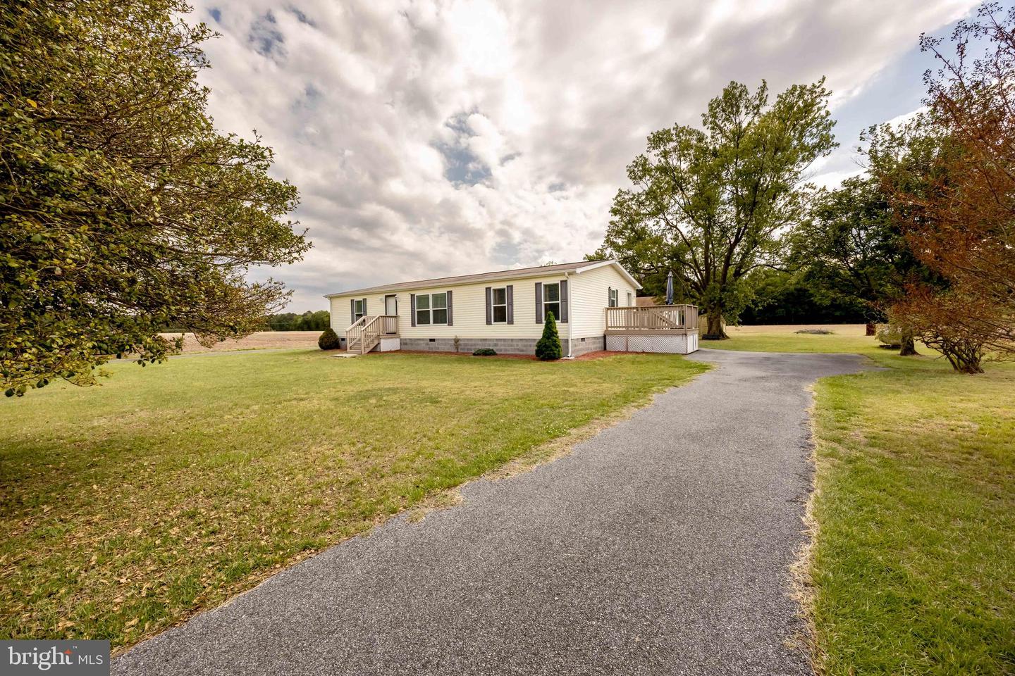 4258 Smith Rd Property Photo 2