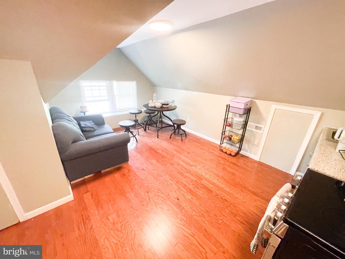 801 N Division Property Photo 45