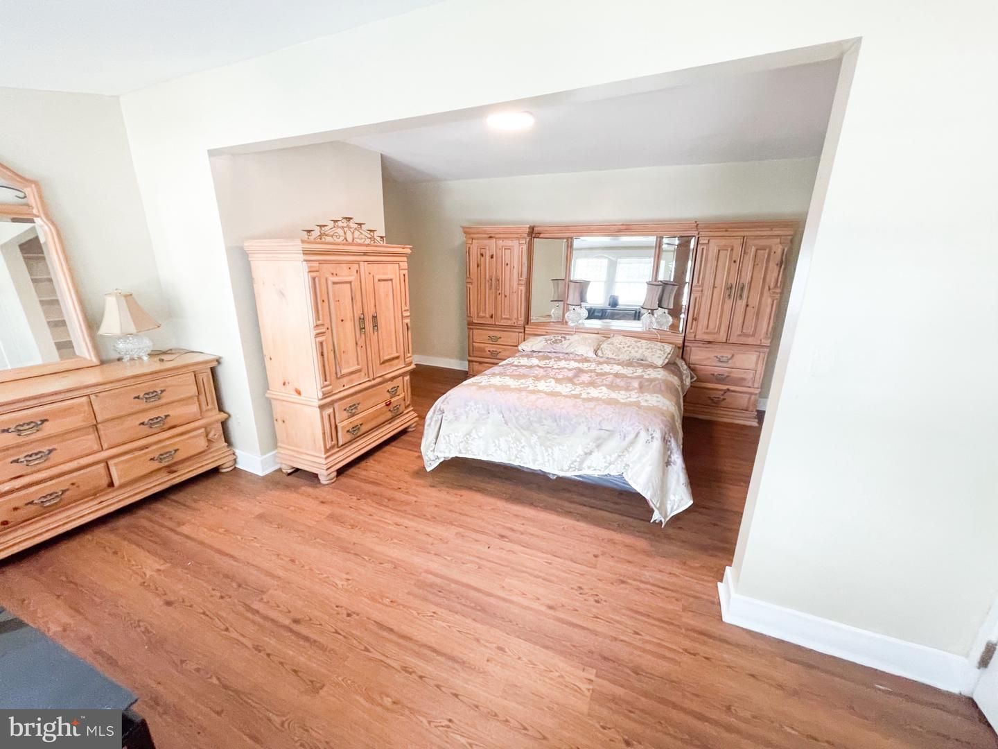 801 N Division Property Photo 51