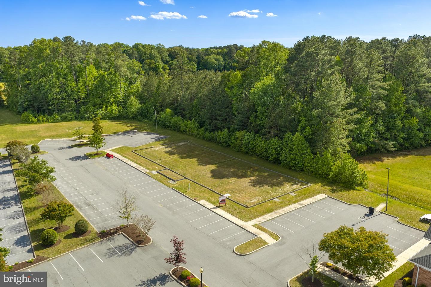 6500 Deer Pointe Dr Property Photo 3