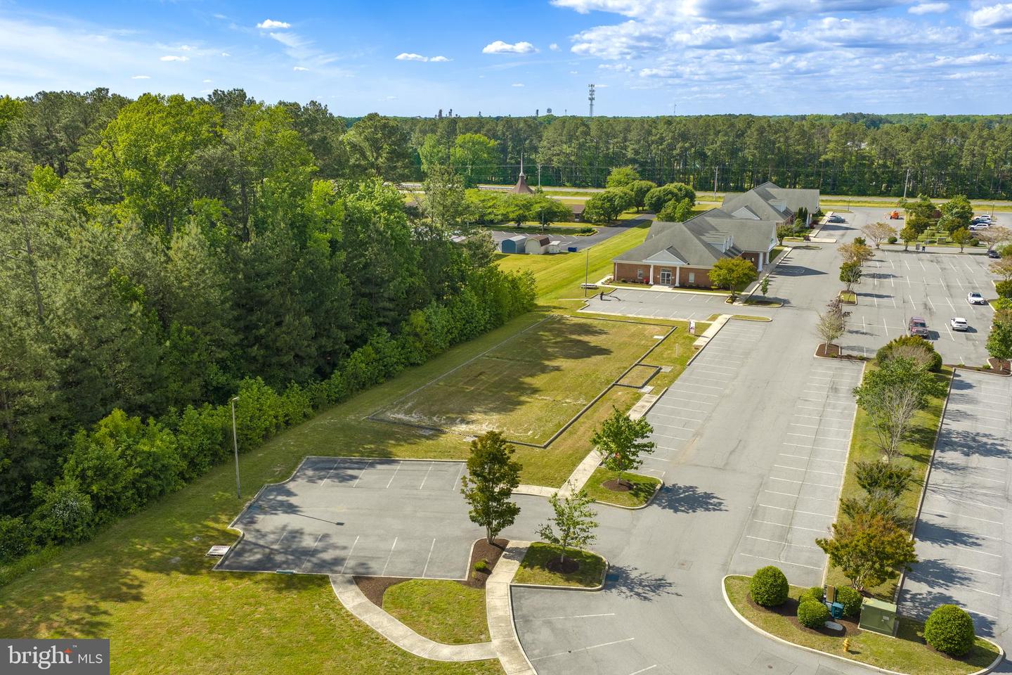 6500 Deer Pointe Dr Property Photo 5