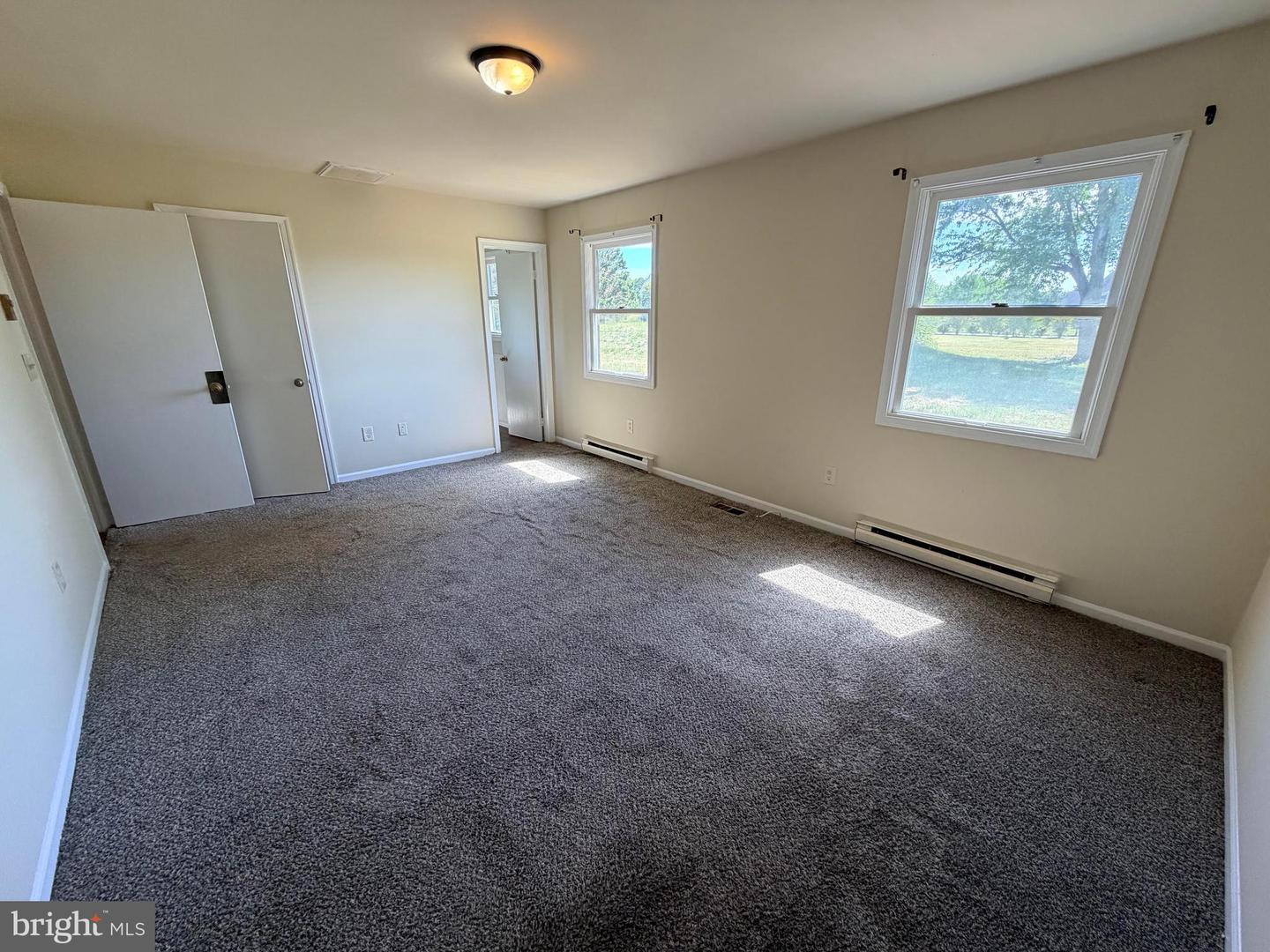 1122 Nevins Pl Property Photo 14
