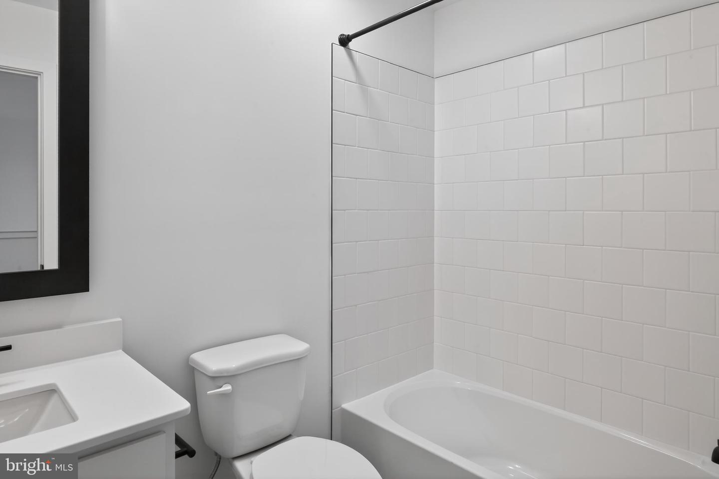 308 Clement Loop Property Photo 23