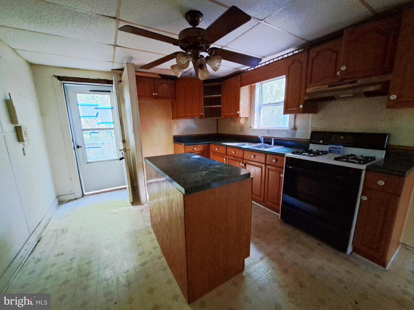 726 S Camden Ave Property Photo 13