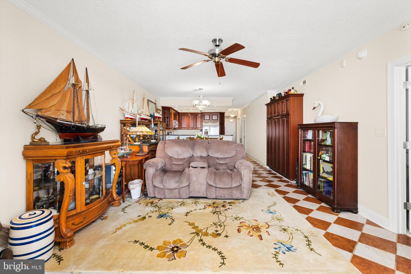 530 Riverside Dr #202 Property Photo 11