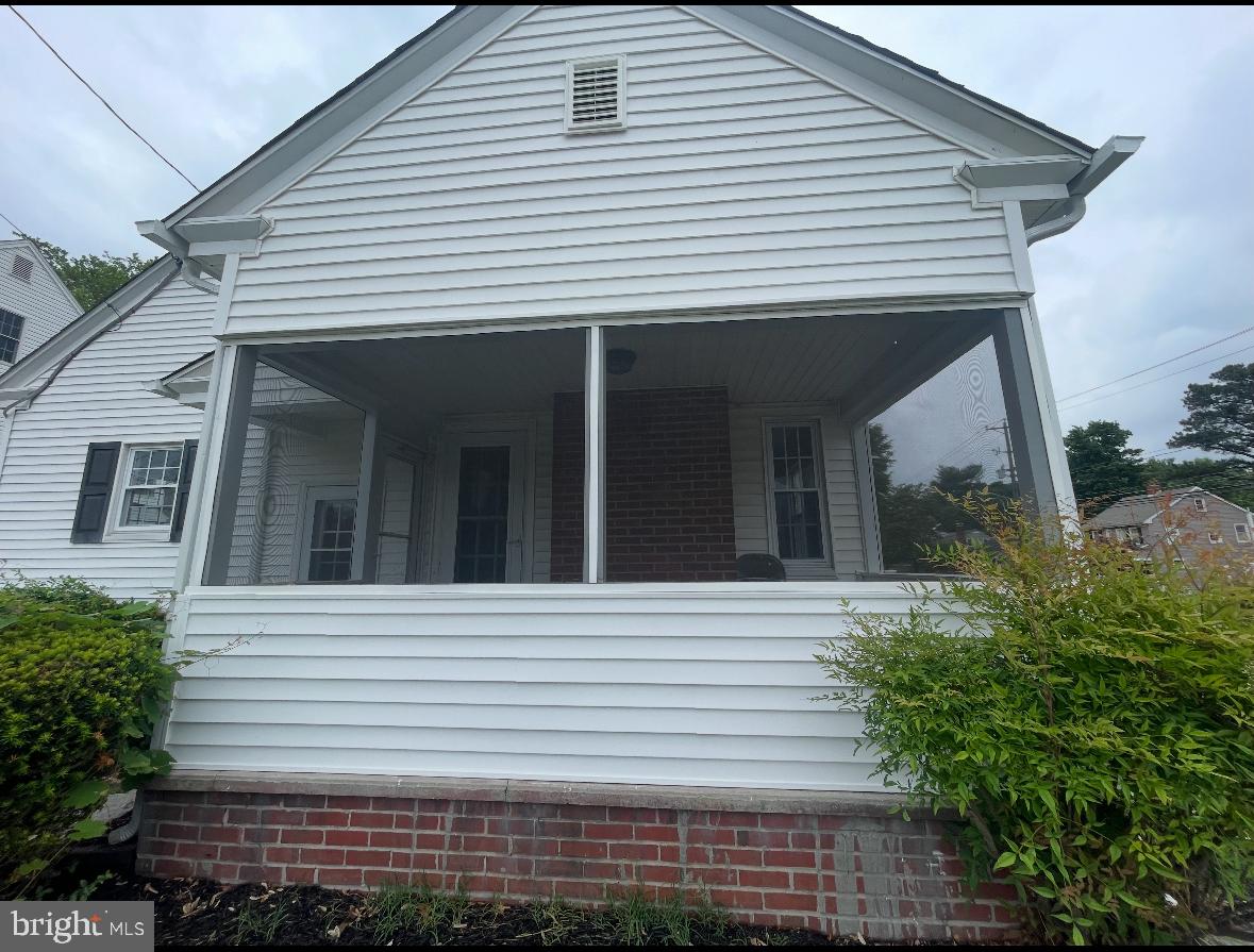 228 Glen Ave Property Photo 4