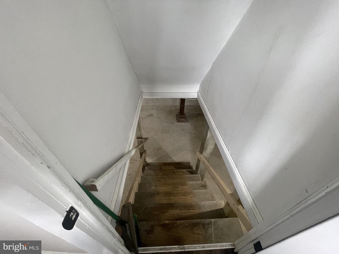 228 Glen Ave Property Photo 25