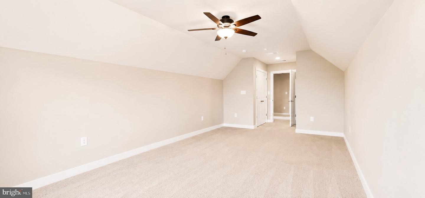 27243 Equestrian Dr Property Photo 43