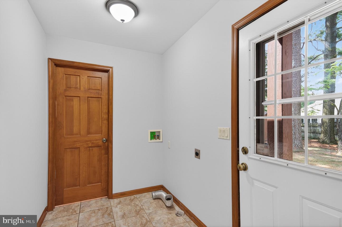 1006 S Schumaker Dr Property Photo 23