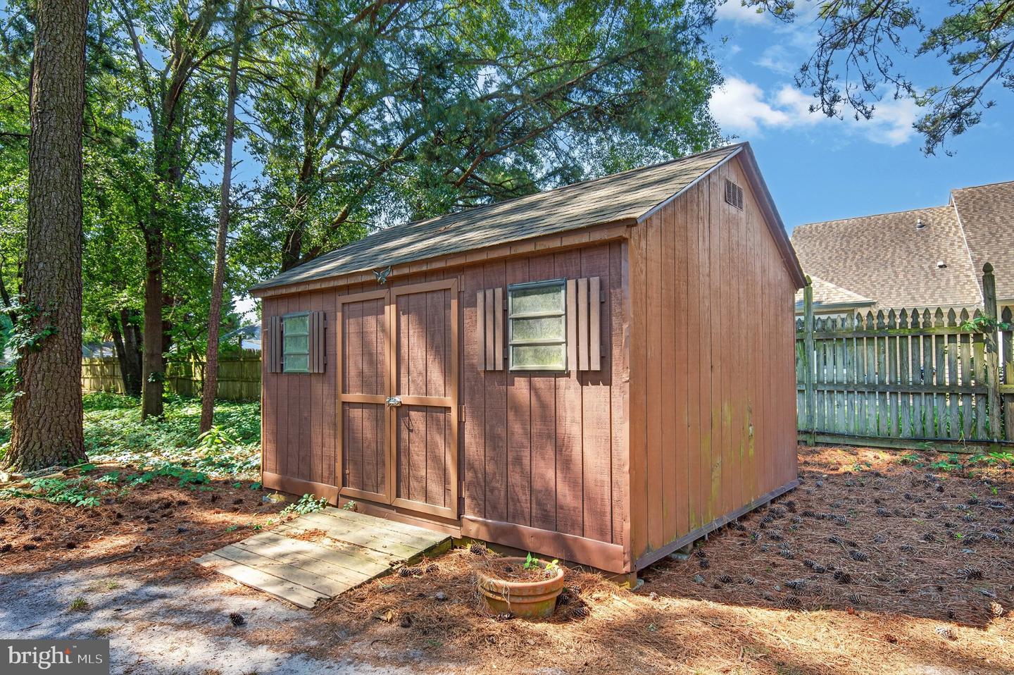 1006 S Schumaker Dr Property Photo 54
