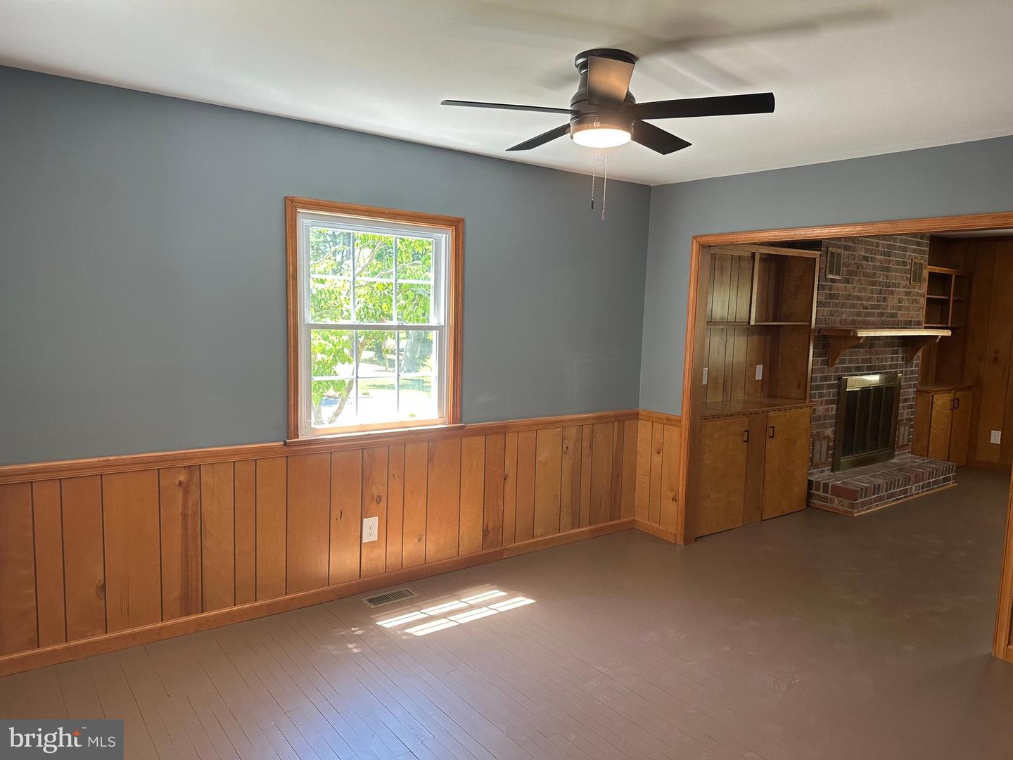 6241 Westbury Dr Property Photo 8