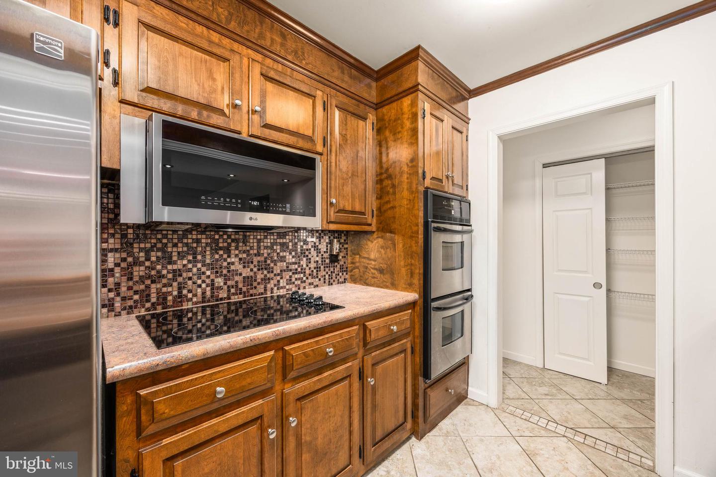4229 Rustic Entry Property Photo 7