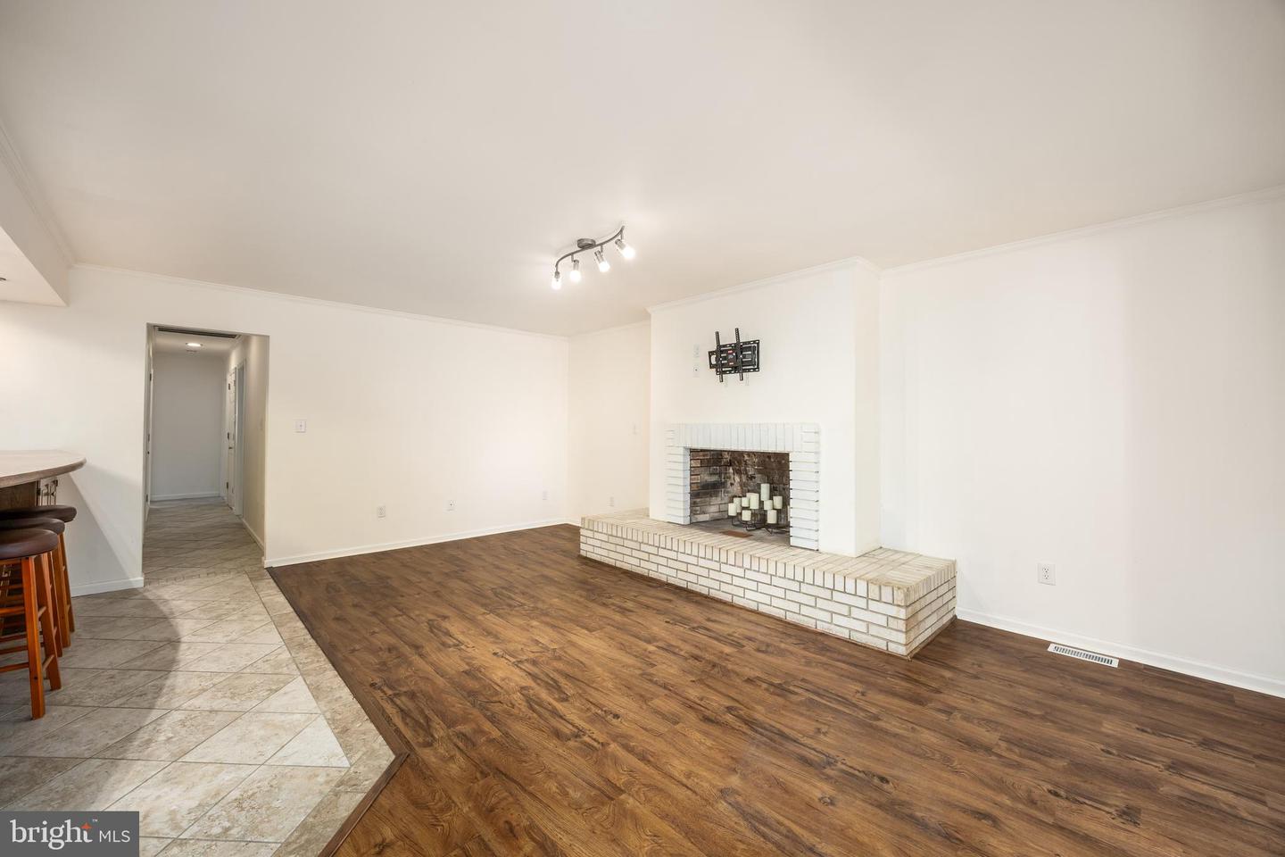 4229 Rustic Entry Property Photo 12