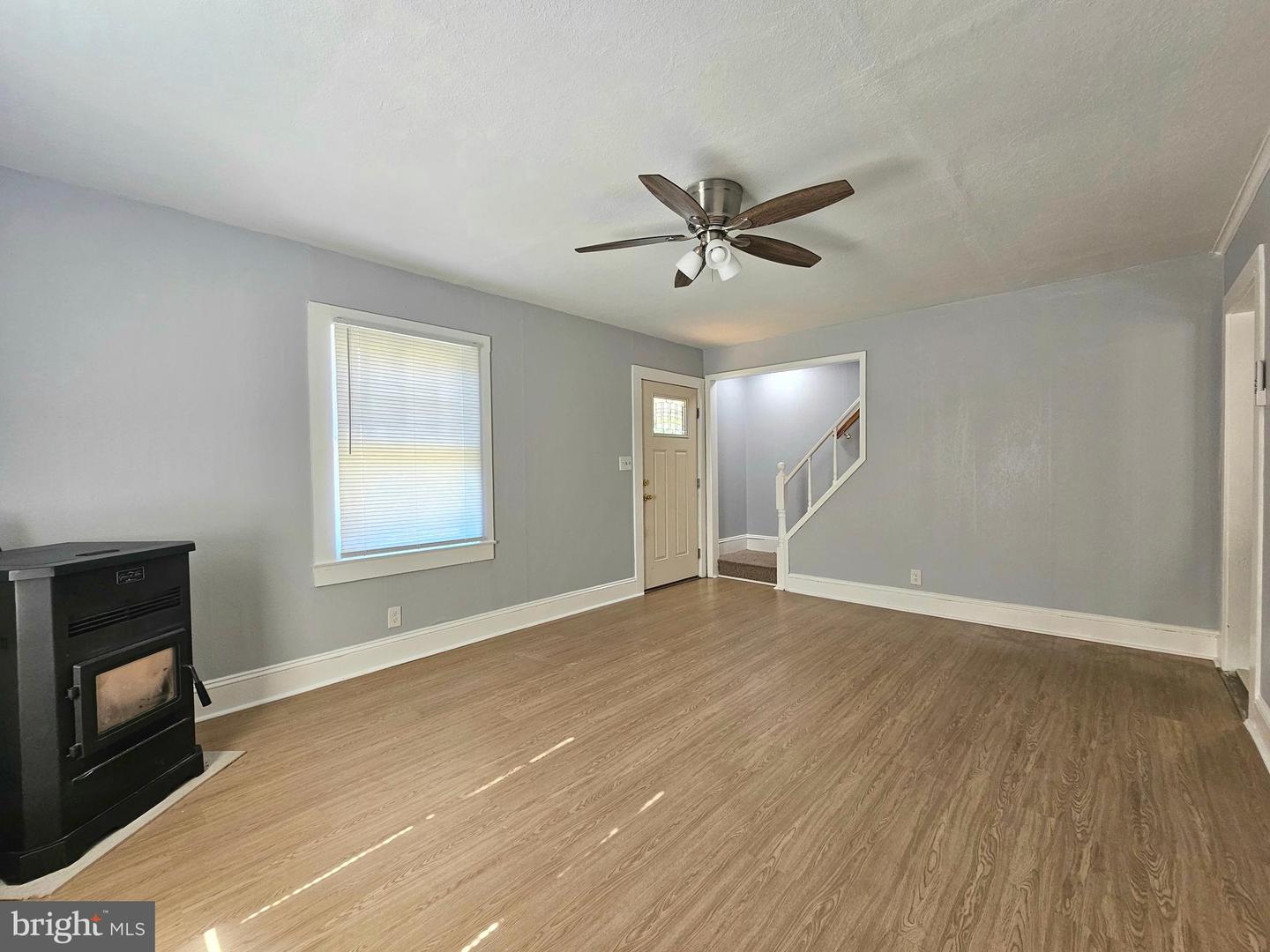712 Ferndale Rd Property Photo 3
