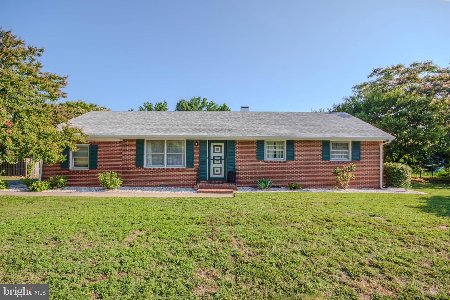 119 Hall Dr Property Photo 1