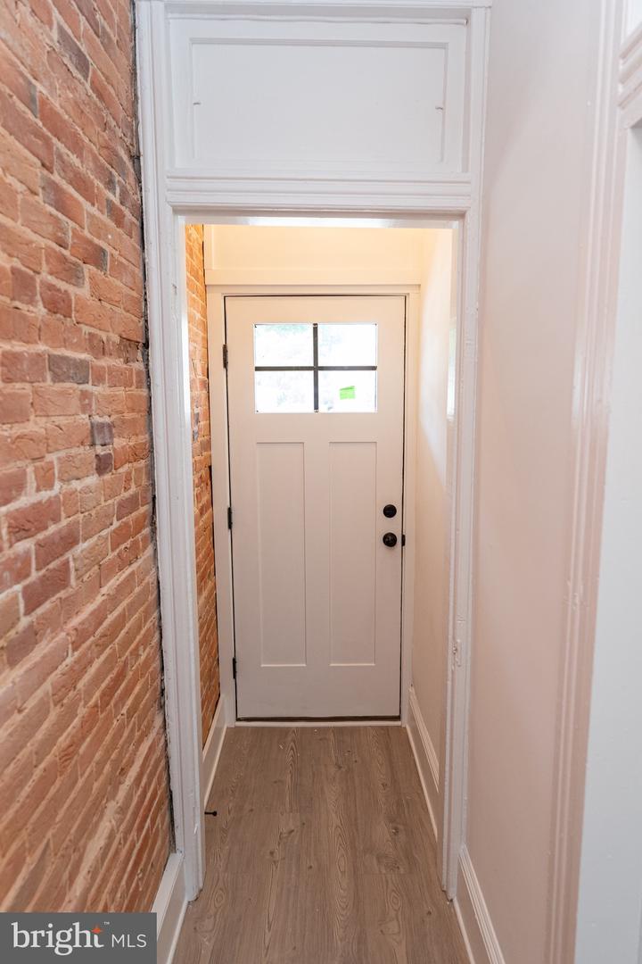 208 S Pennsylvania Ave Property Photo 7
