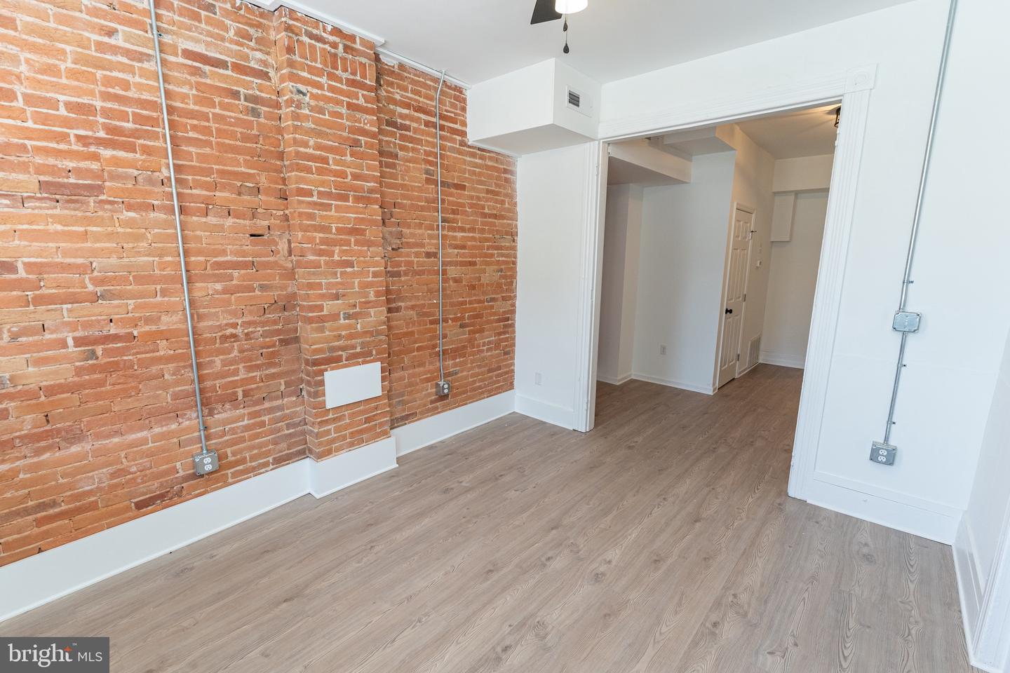 208 S Pennsylvania Ave Property Photo 12