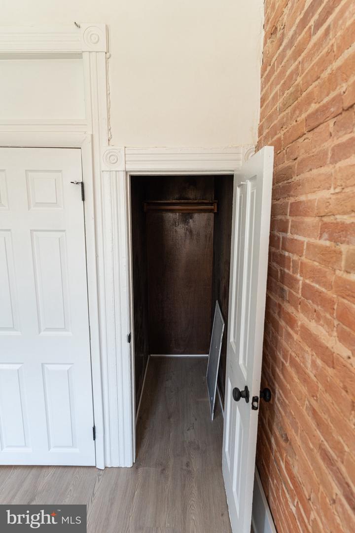 208 S Pennsylvania Ave Property Photo 32