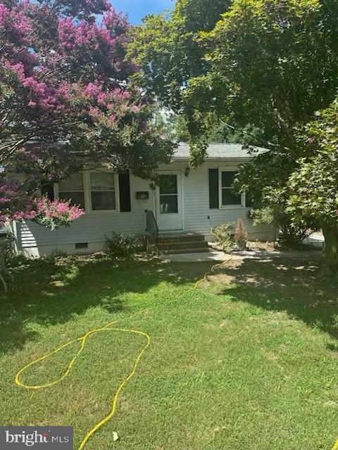 205 E Walnut St Property Photo 1