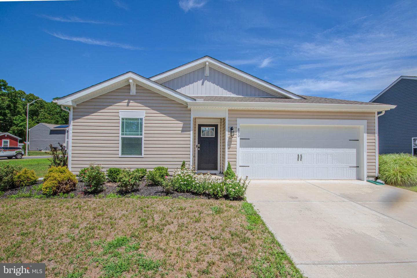 830 Tyne Loop Property Photo 1